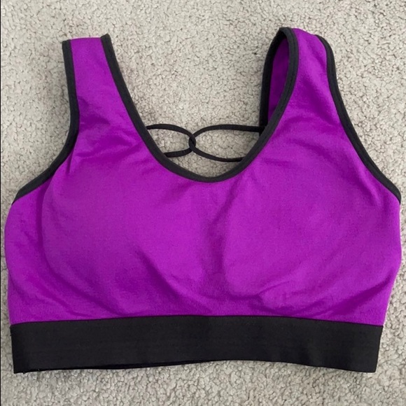High impact sports bra size medium. Pink with wide straps,  criss cross back - Picture 2 of 3